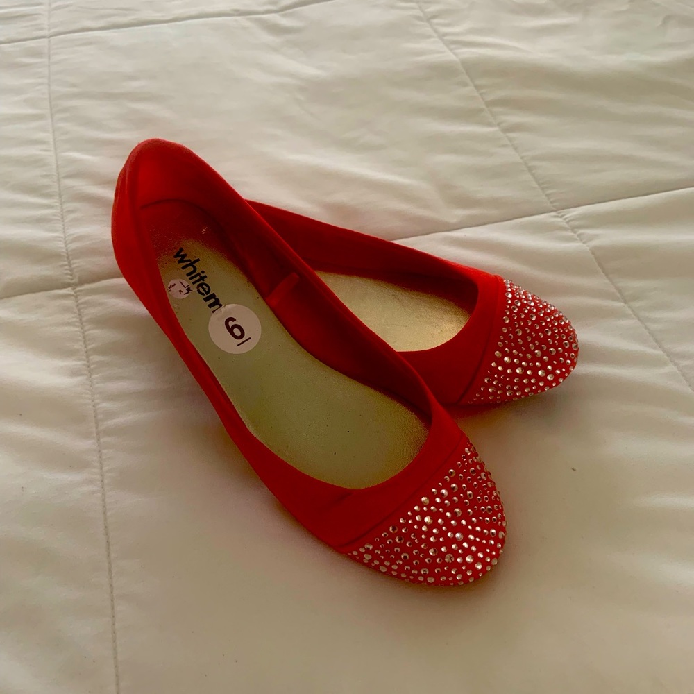 Red sparkly shoes size 6